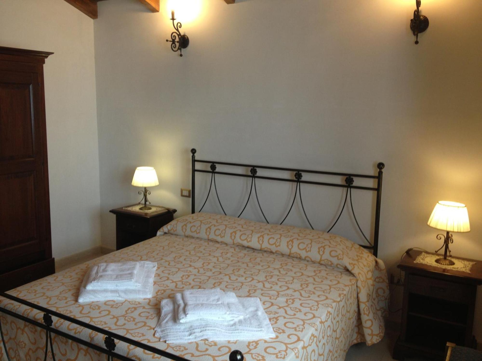 Agriturismo Masseria Quaremme Carpignano Salentino Habitación foto